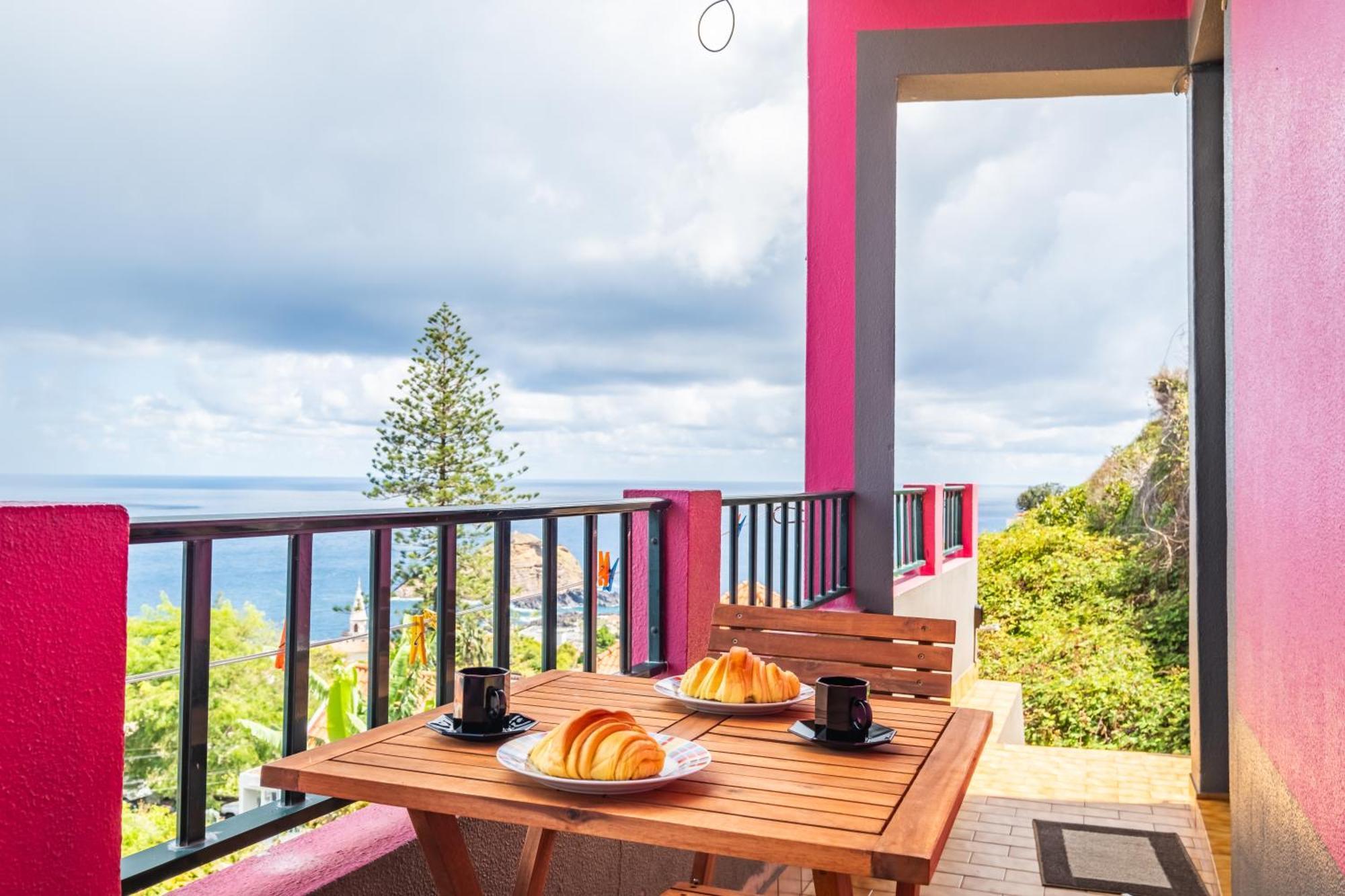 De Freitas Home Porto Moniz Bagian luar foto